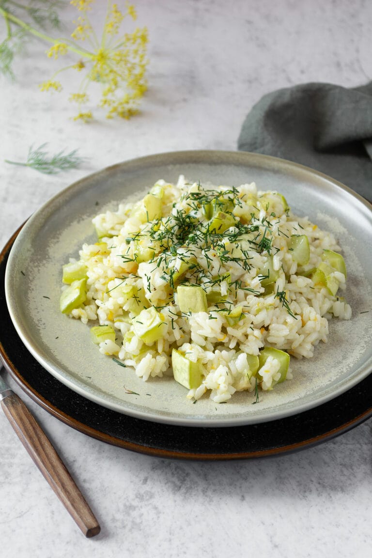 Тиквички с ориз в мултикукър